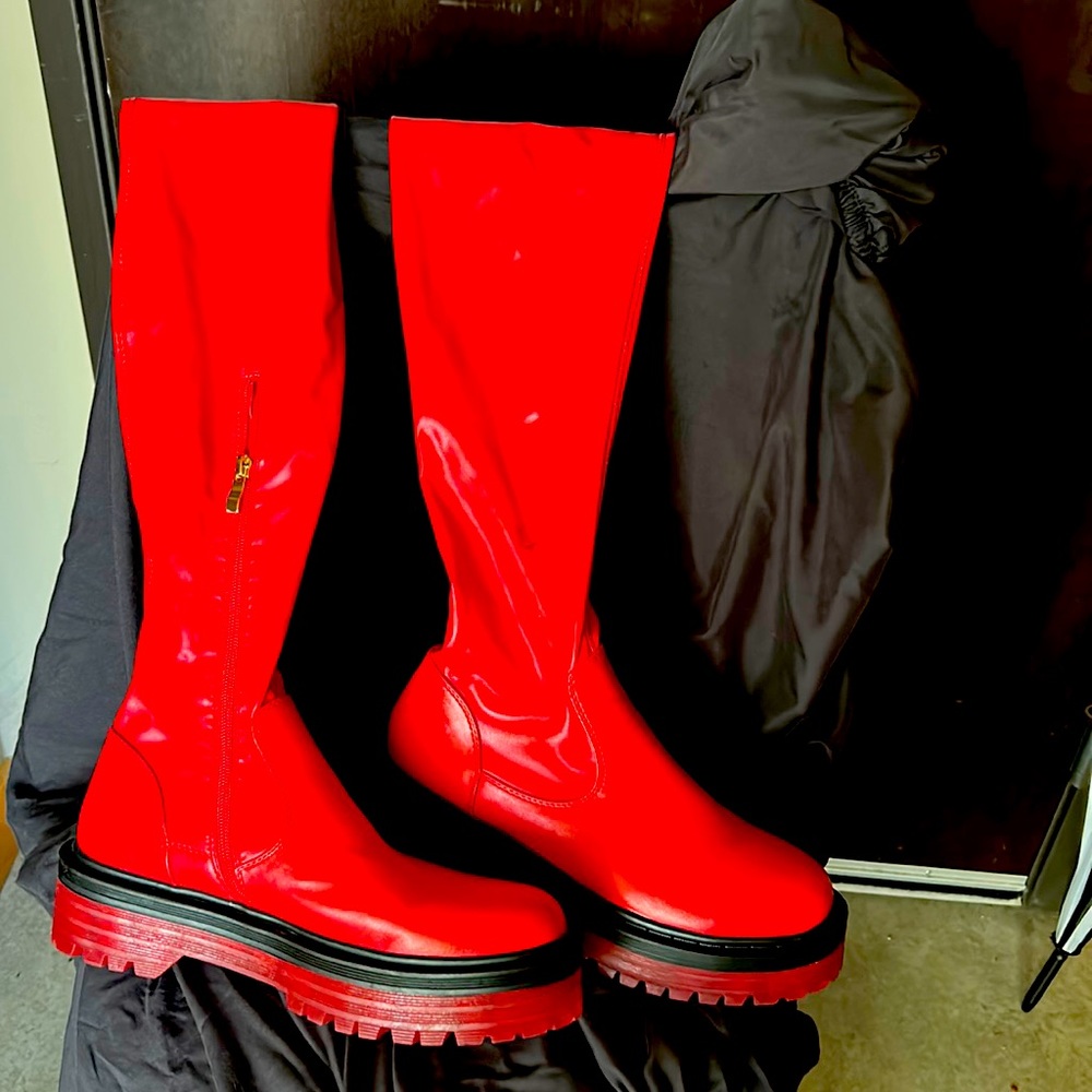 AKIRA size 9 red thigh high boots